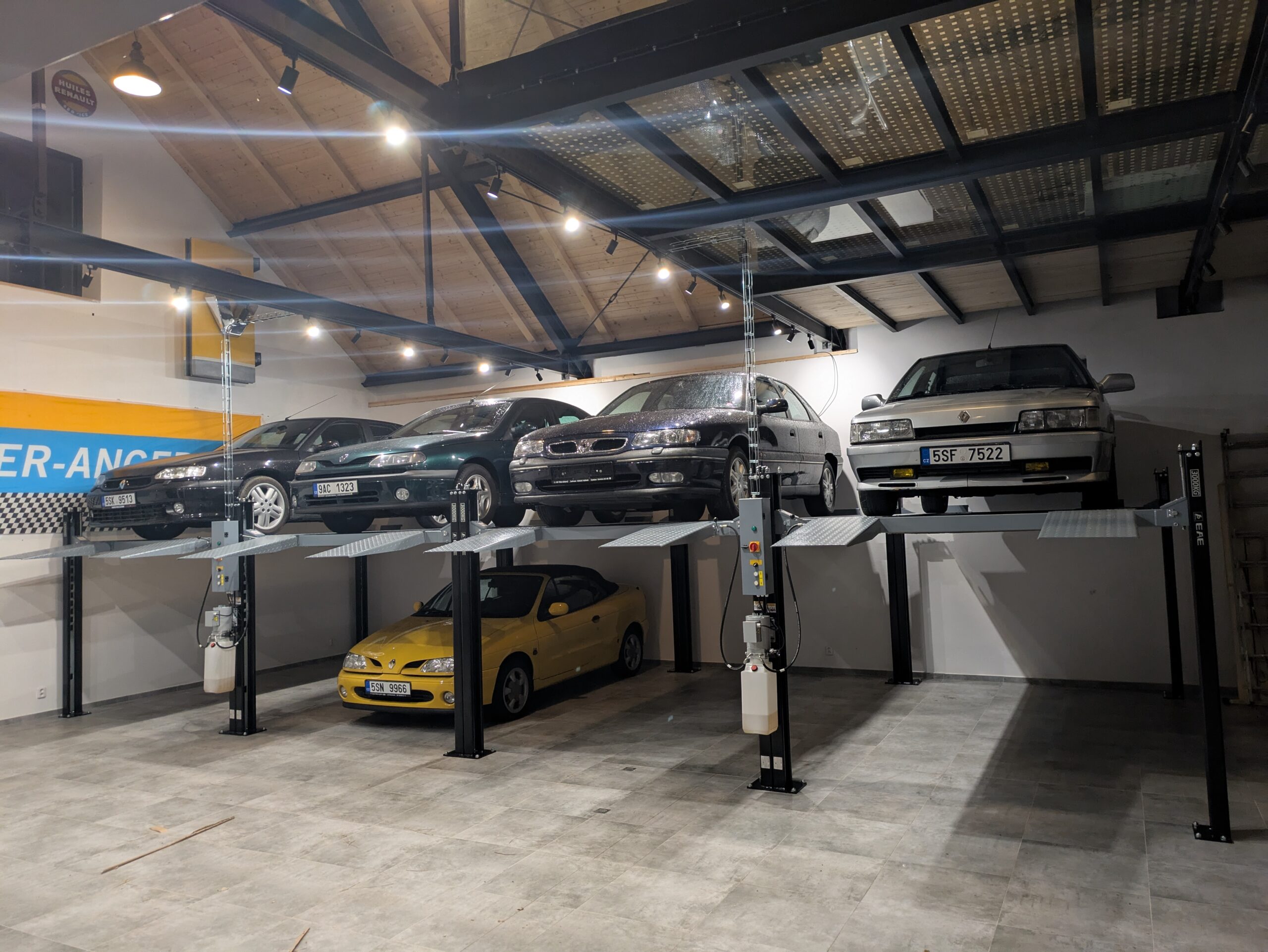 4-sloupové parkovací zvedáky