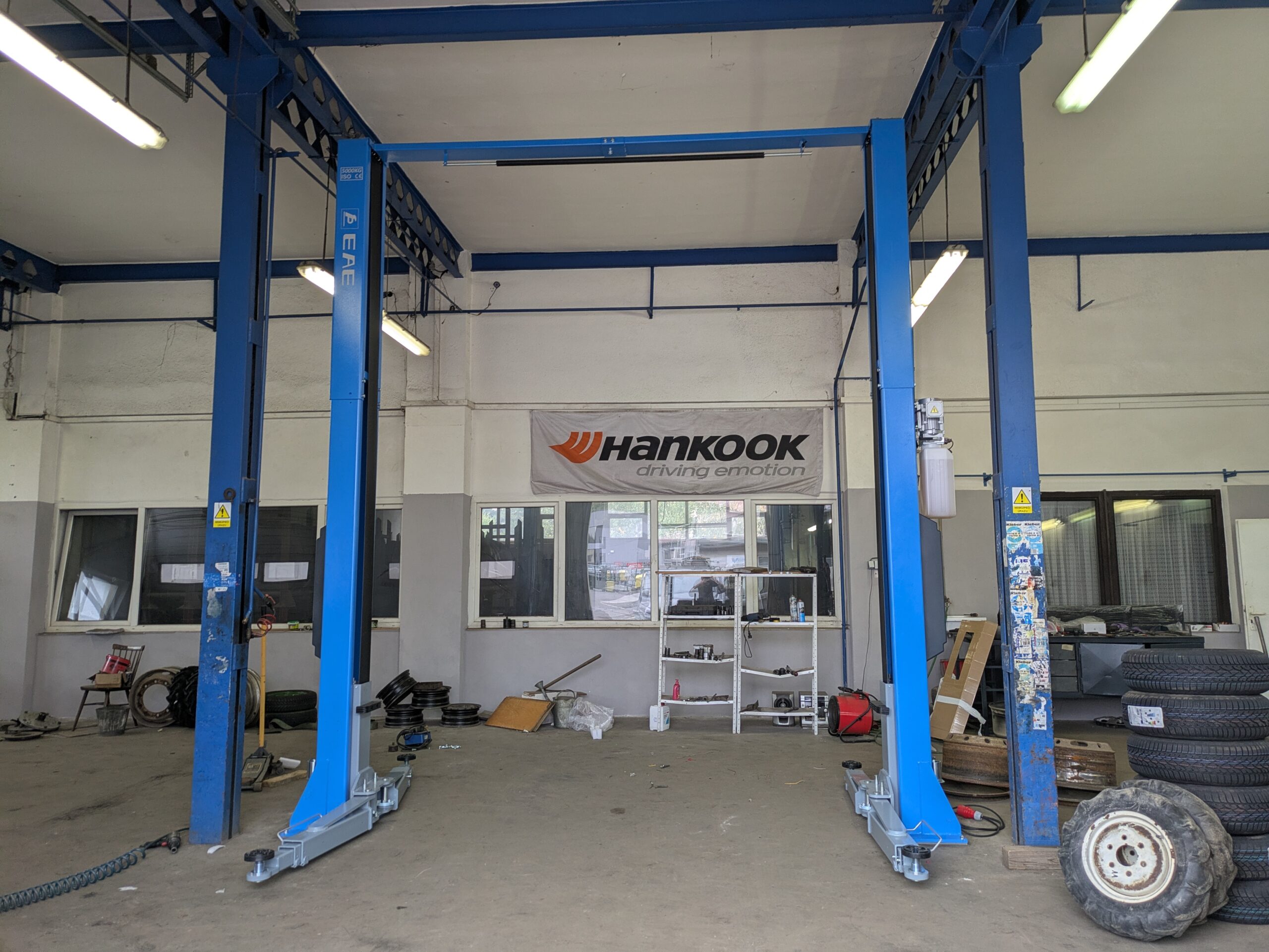 2-sloupový zvedák s nosností 5-tun